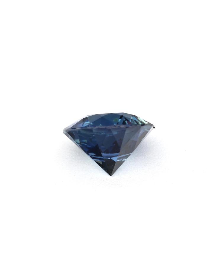 Nangi fine jewelry - blue gemstone in gold