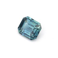 Nangi fine jewelry - blue sapphire gemstone in gold