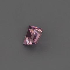 Nangi fine jewelry - pink gemstone in gold