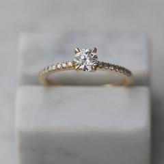 Nangi fine jewelry - white lab-grown diamond ring in yellow gold
