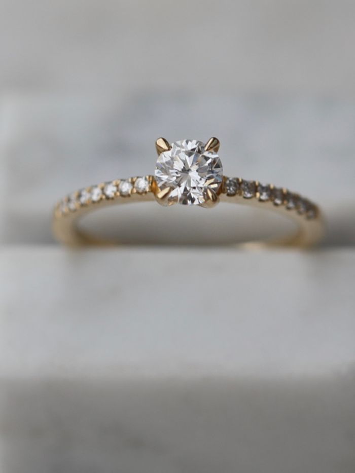 Nangi fine jewelry - white lab-grown diamond ring in yellow gold