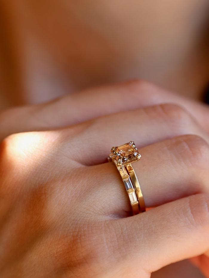Nangi fine jewelry - ring in yellow gold