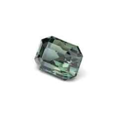 Nangi fine jewelry - green gemstone in gold