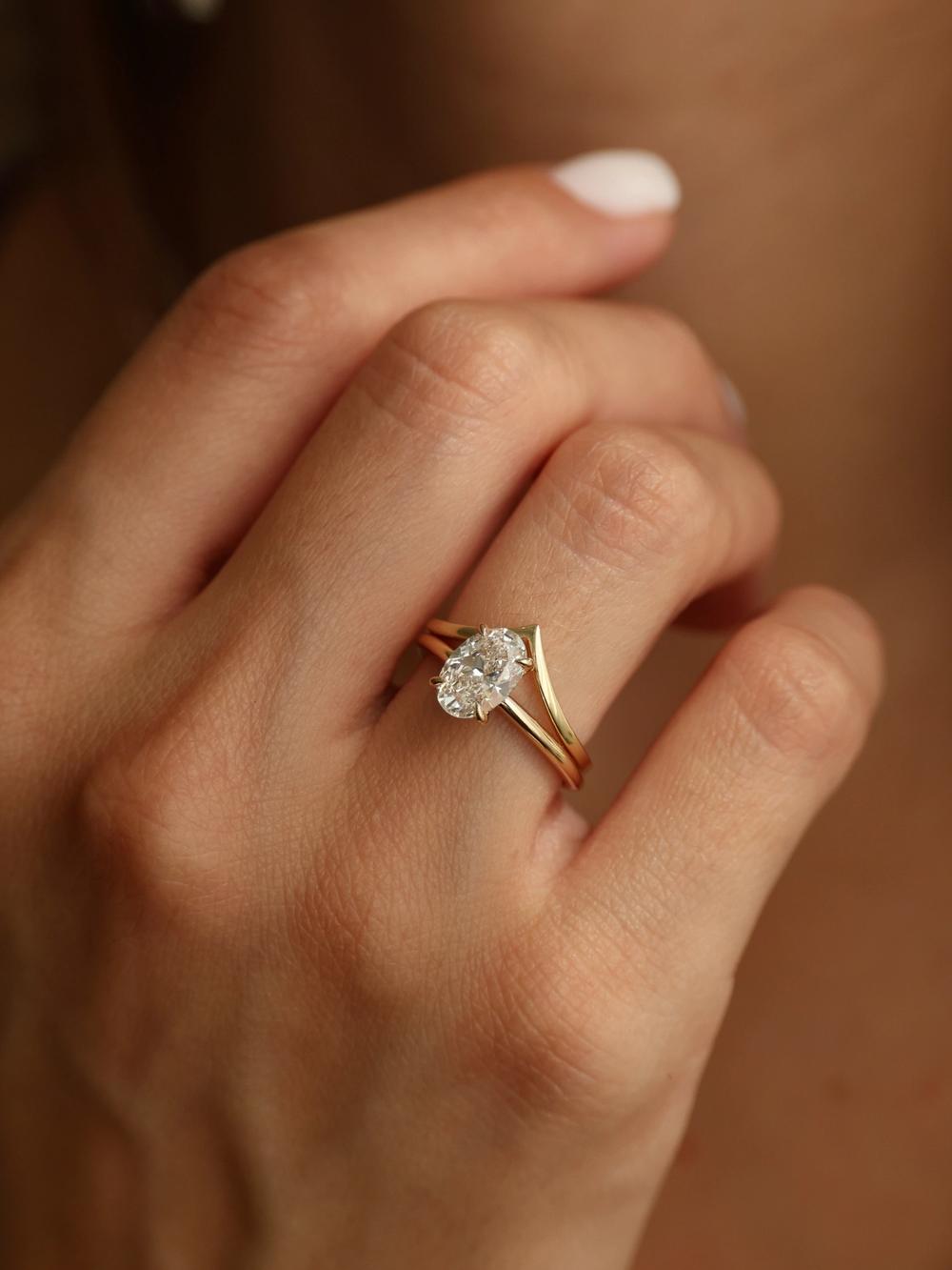 Swan Tail Ring