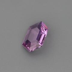 Nangi fine jewelry - pink sapphire gemstone in gold