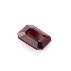 Nangi fine jewelry - red ruby gemstone in gold