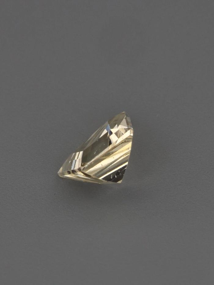 Nangi fine jewelry - champagne gemstone in gold