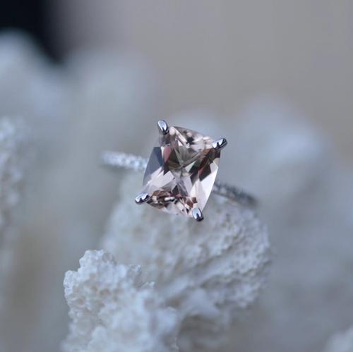 Nangi fine jewelry - pink morganite ring in white gold