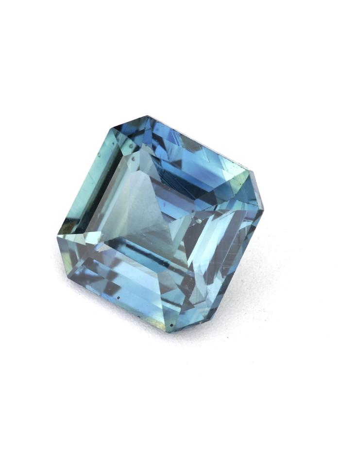 Nangi fine jewelry - teal / Peacock gemstone in gold