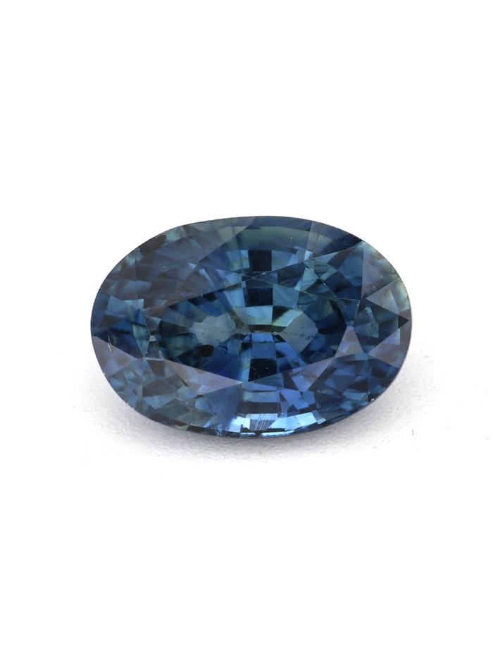 Nangi fine jewelry - teal / Peacock sapphire gemstone in gold