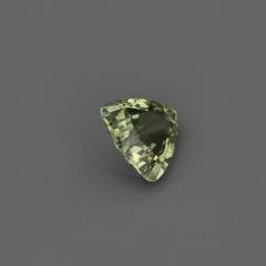 Nangi fine jewelry - green gemstone in gold