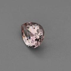 Nangi fine jewelry - pink gemstone in gold