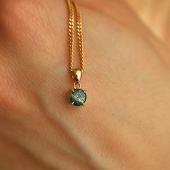 Nangi fine jewelry - teal / Peacock pendant in yellow gold