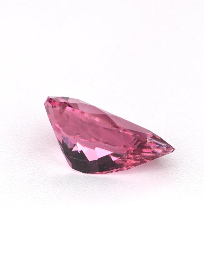 Nangi fine jewelry - pink gemstone in gold