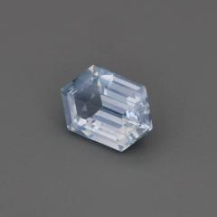 Nangi fine jewelry - blue gemstone in gold