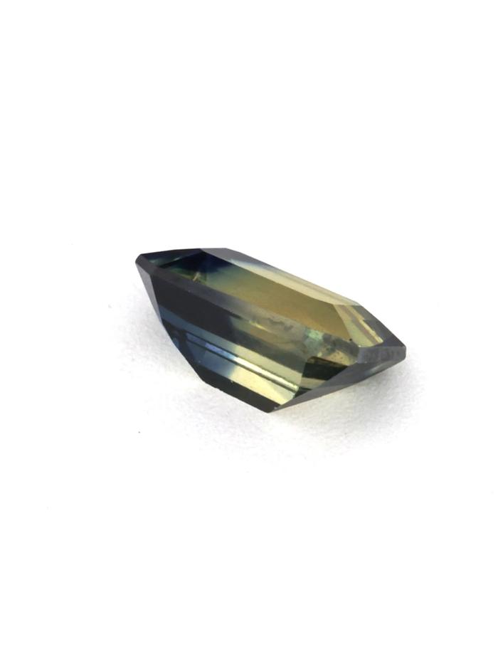 Nangi fine jewelry - yellow gemstone in gold