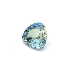 Nangi fine jewelry - blue gemstone in gold