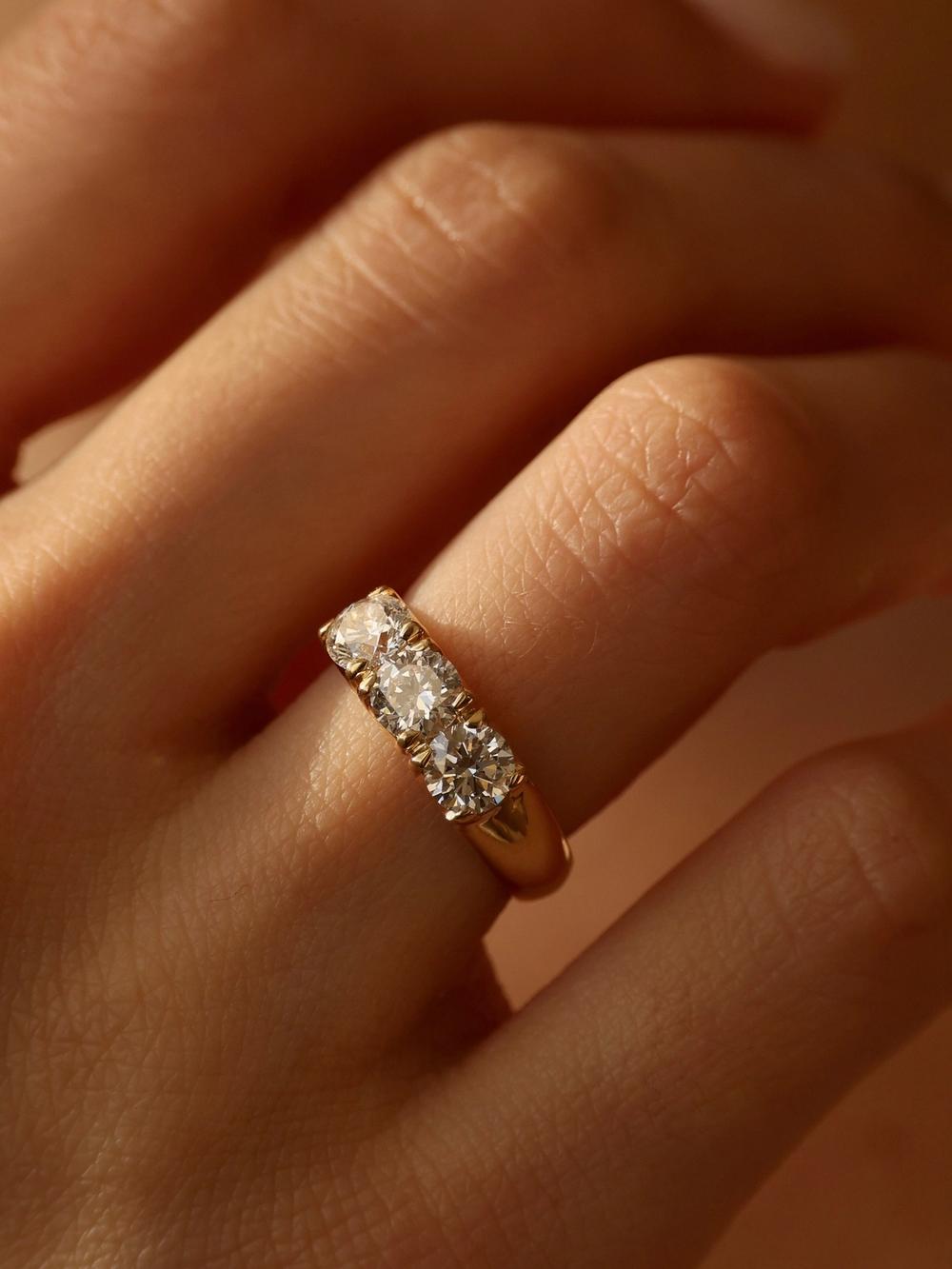 Diamond Trinity Ring til Kristine
