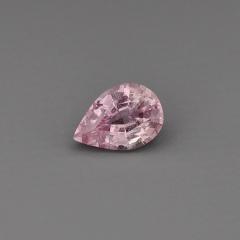 Nangi fine jewelry - pink sapphire gemstone in gold