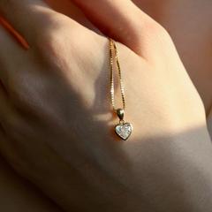 Nangi fine jewelry - white lab-grown diamond pendant in yellow gold