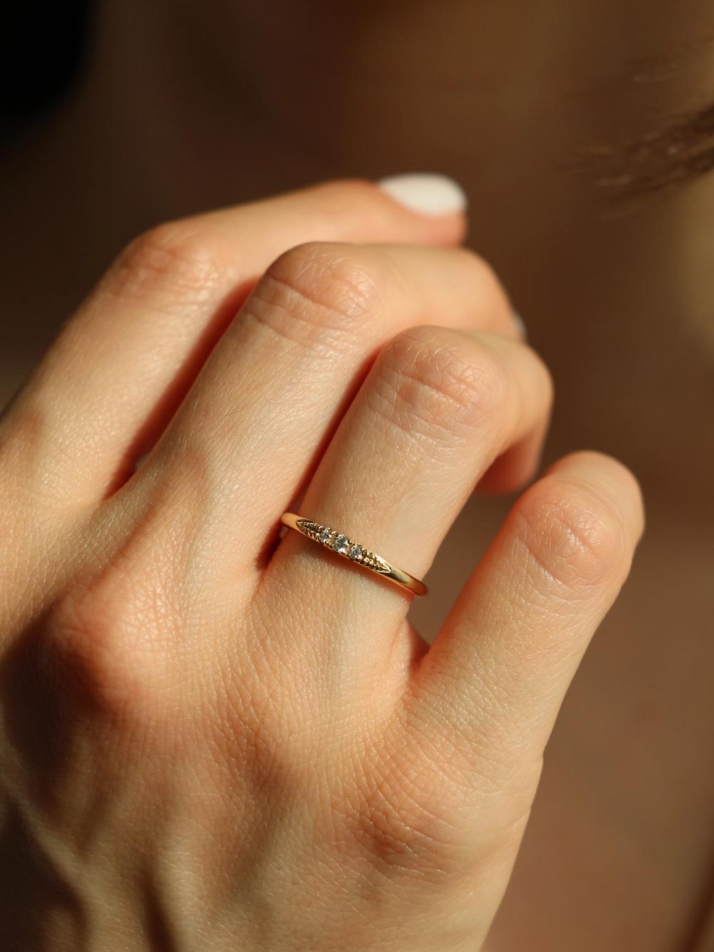 Bold Vintage Diamond Band