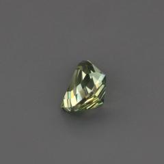 Nangi fine jewelry - green gemstone in gold