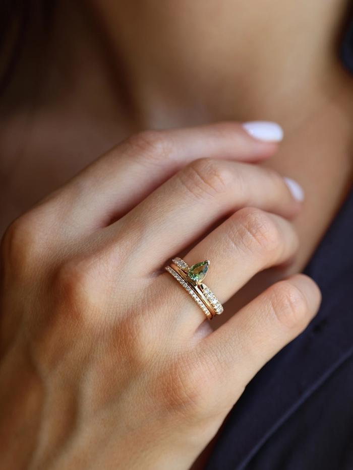 Nangi fine jewelry - green tourmaline ring in yellow gold