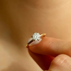 Nangi fine jewelry - white ring in gold