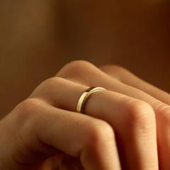 Nangi fine jewelry - white ring in gold