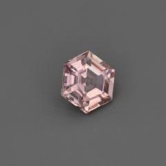 Nangi fine jewelry - pink gemstone in gold