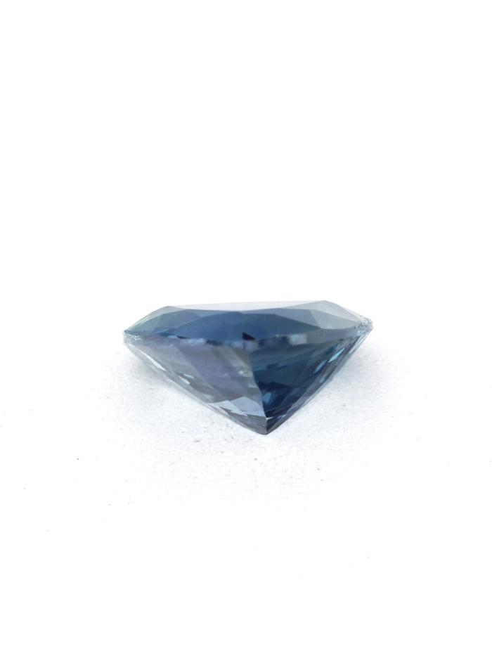 Nangi fine jewelry - blue gemstone in gold