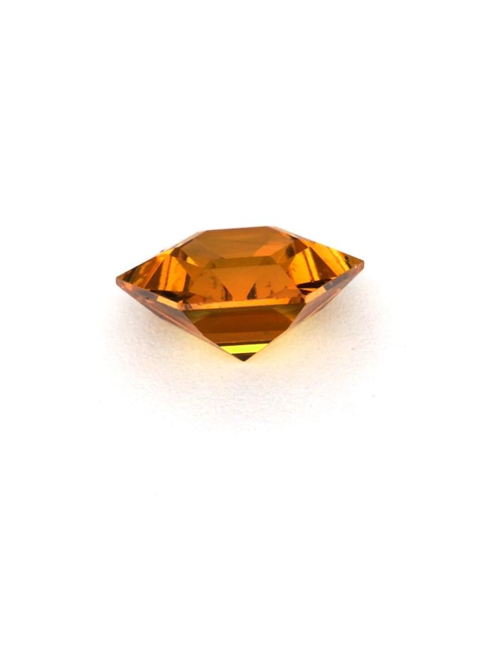 Nangi fine jewelry - orange gemstone in gold