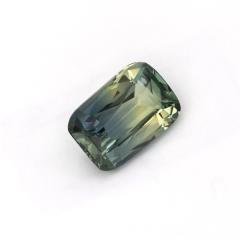 Nangi fine jewelry - green sapphire gemstone in gold