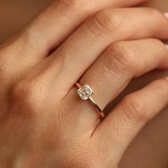 Nangi fine jewelry - white lab-grown diamond ring in gold