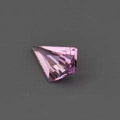 Nangi fine jewelry - pink gemstone in gold