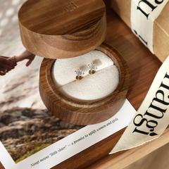 Nangi fine jewelry - earring in gold