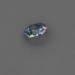 Nangi fine jewelry - blue gemstone in gold