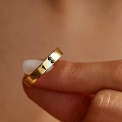 Nangi fine jewelry - black sapphire ring in gold