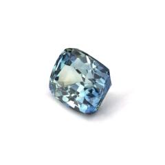 Nangi fine jewelry - blue sapphire gemstone in gold