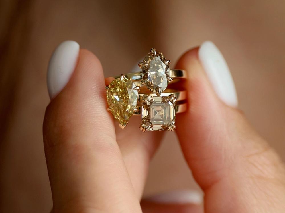Nangi Fancy Brown & Champagne Diamond Rings