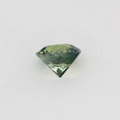 Nangi fine jewelry - green gemstone in gold