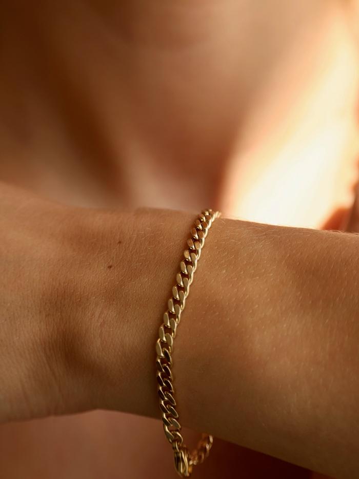 Nangi fine jewelry - bracelet in yellow gold