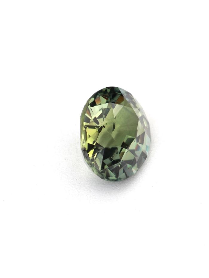Nangi fine jewelry - green gemstone in gold