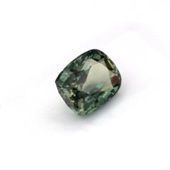 Nangi fine jewelry - green sapphire gemstone in gold