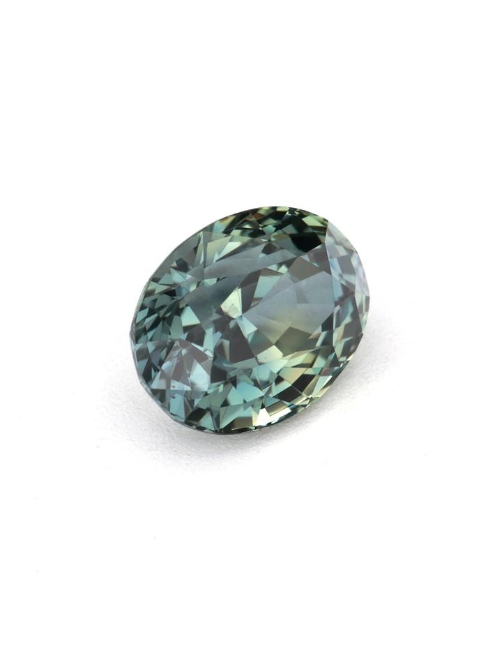 Nangi fine jewelry - green gemstone in gold