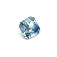 Nangi fine jewelry - teal / Peacock gemstone in gold