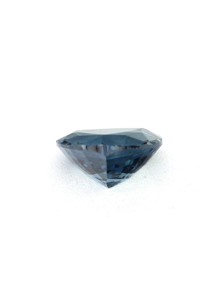 Nangi fine jewelry - blue gemstone in gold