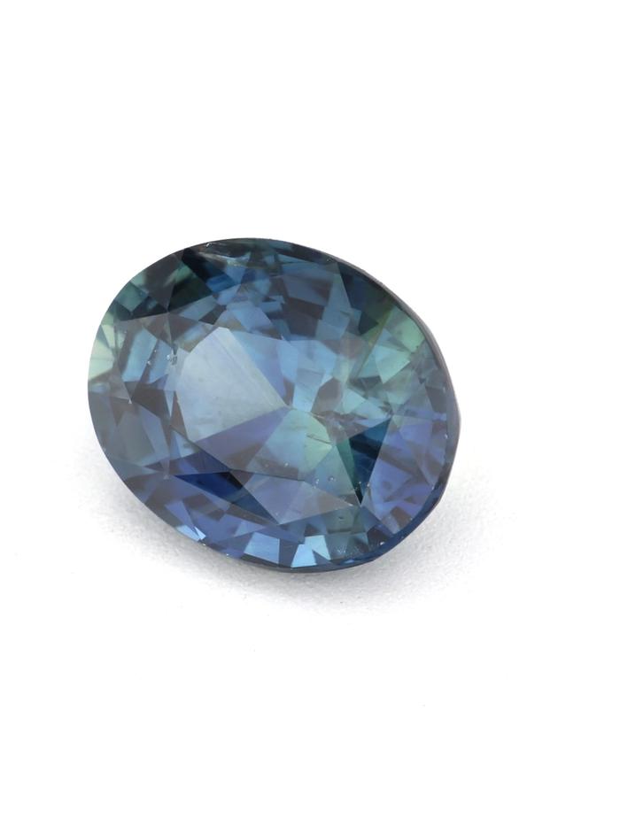 Nangi fine jewelry - teal / Peacock sapphire gemstone in gold