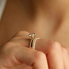 Nangi fine jewelry - brown ring in yellow gold