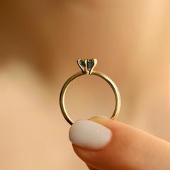Nangi fine jewelry - blue ring in yellow gold